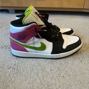 Nike Sneakers with Vibrant Yellow Interior